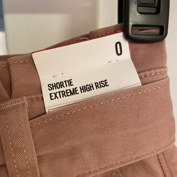 NWT EXPRESS SHORTS - Picture 3 of 3